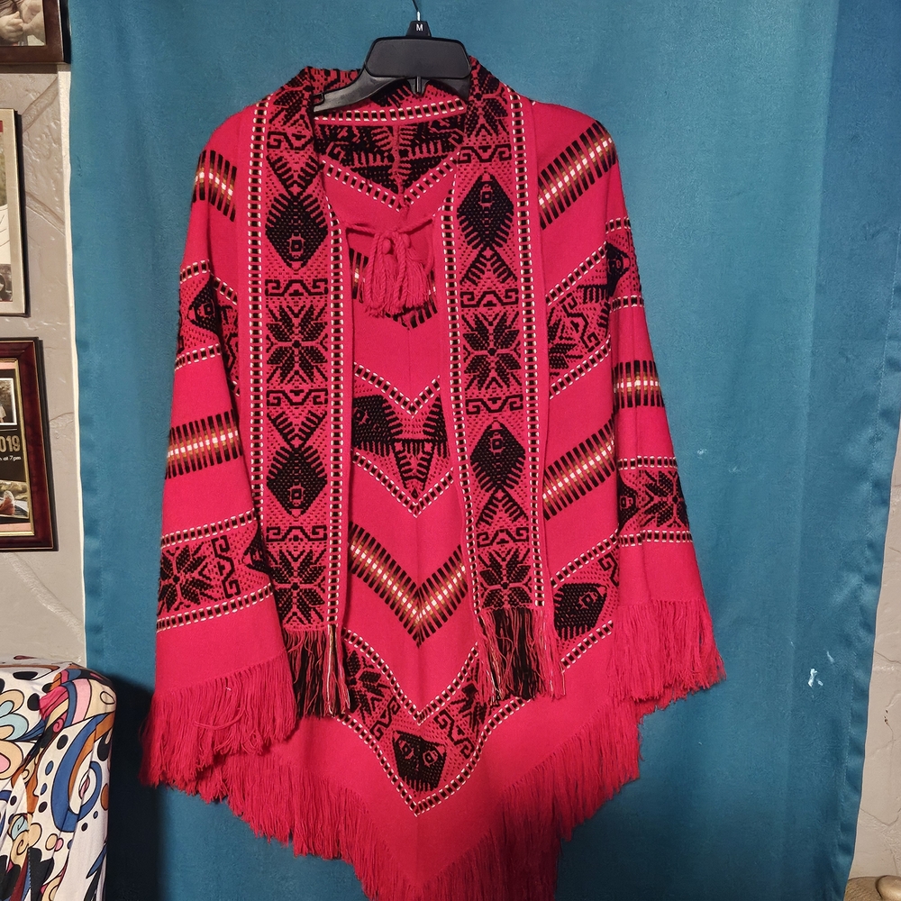 Red and Black Patterned South American Fringed Fish Print Poncho